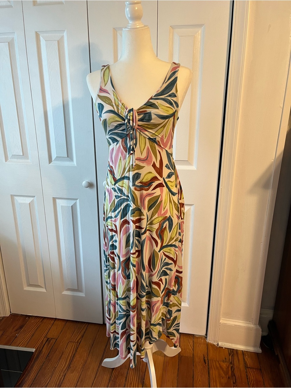 Z Supply Multicolor Leaf Print Tie-Front Maxi Dress
